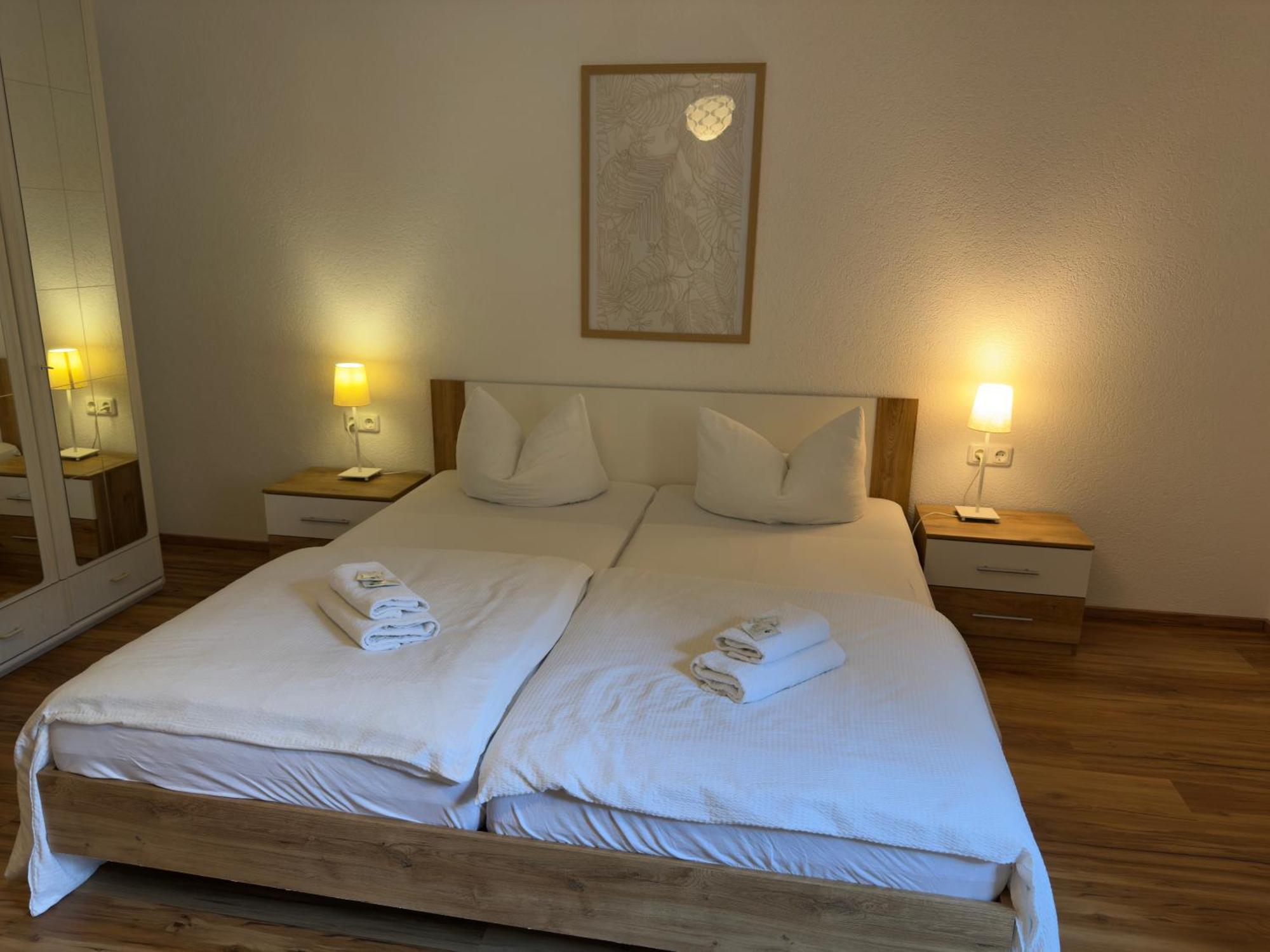 Hotel "Zur Schoenen Aussicht" โคเคห์ม ภายนอก รูปภาพ